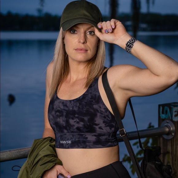 NWSE Storm Sports Bra - Picture 2 of 5